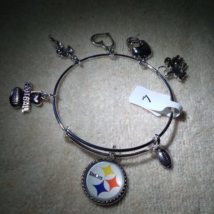 Pittsburgh Steelers NFL Custom Expandable Bracelet